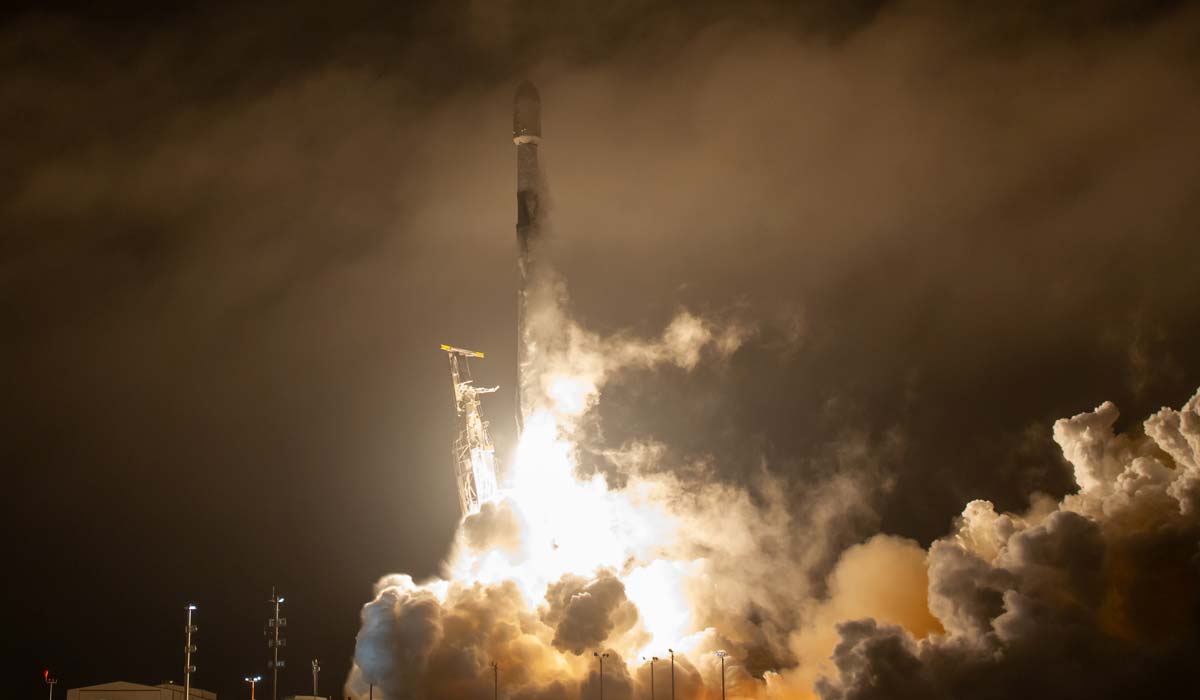 Falcon 9 Block 5 → Starlink Group 7-5