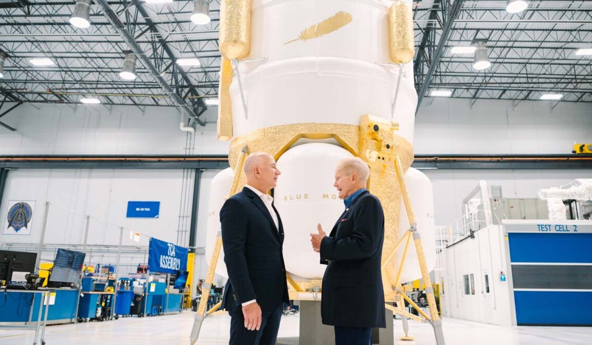 Blue Origin представила макет прототипа лунного корабля Blue Moon