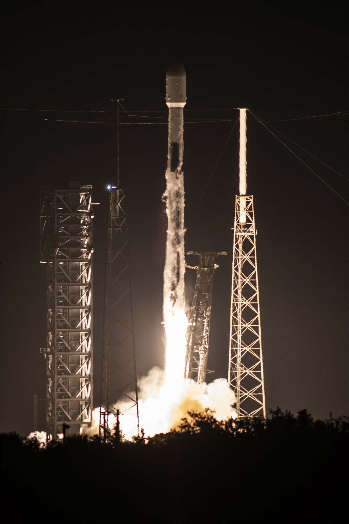 Falcon 9 Block 5 → Starlink Group 6-25