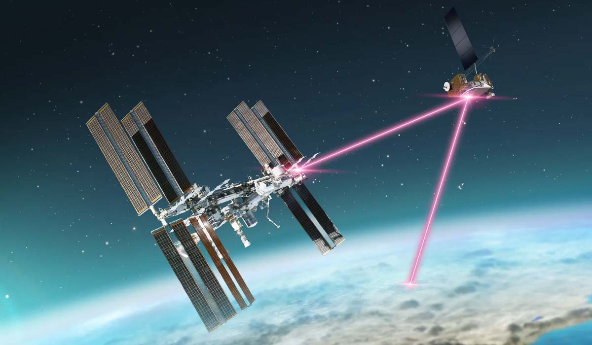 NASA ILLUMA-T (интегрированный демонстрационный низкоорбитальный пользовательский модем и усилительный терминал для интегрированного реле лазерной связи)