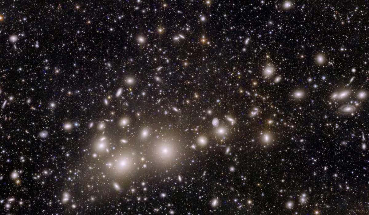 Наполненные звездами изображения Евклида стимулируют миссию по исследованию «темной вселенной»