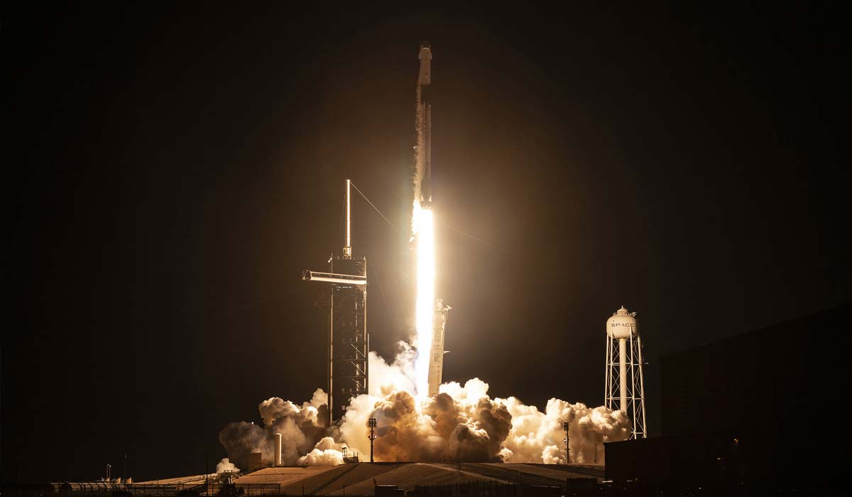 Запуск ракеты Falcon 9 с космическим кораблем SpaceX Dragon CRS-2 SpX-29