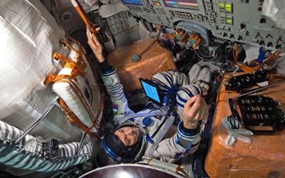 Российские космонавты на МКС отводят до 50% полезного времени на ремонт