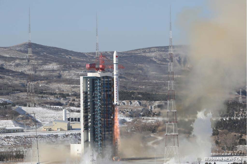 Китай ракетою «Long March-2D Y71» запустив у космос 14 нових супутників 15 січня 2023 року