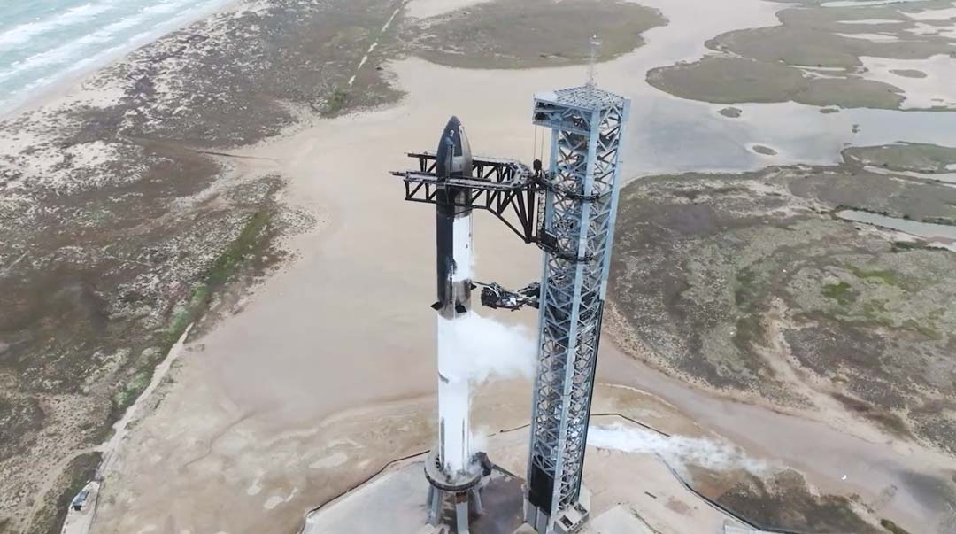 SpaceX робить великий крок до першого польоту найпотужнішої ракети