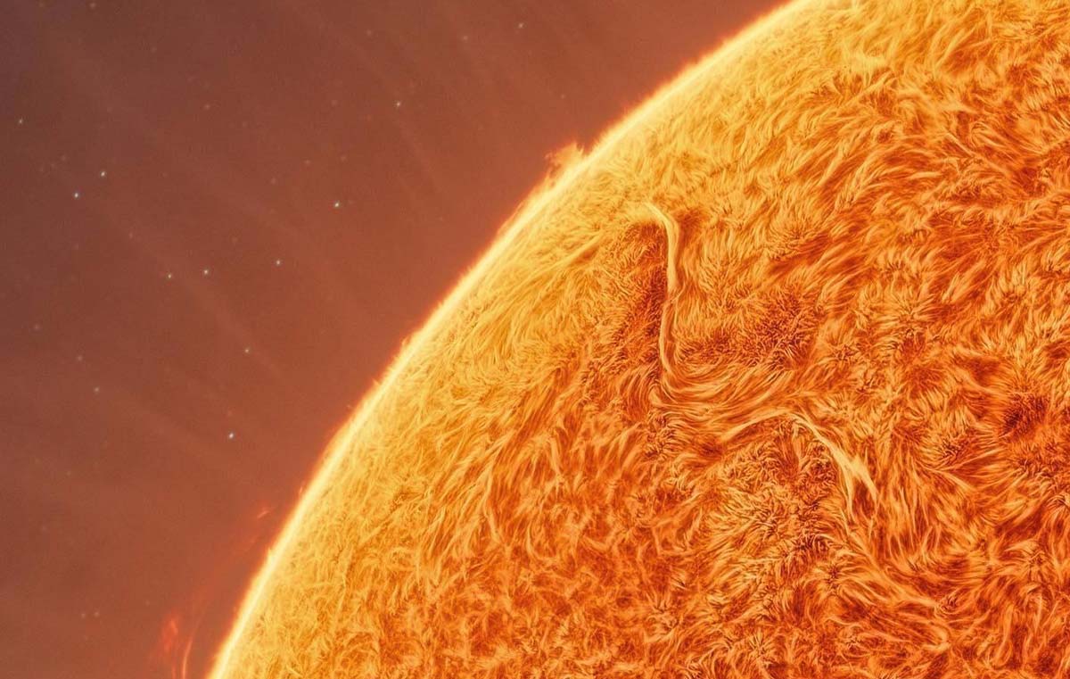 Удивительное фото Солнца было сделано известными астрофотографами Эндрю МакКарти и Джейсоном Гензелем