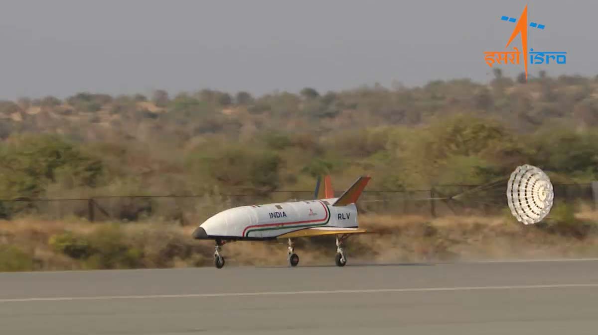 ISRO успешно провела автономную посадку многоразовой ракеты-носителя RLV LEX (видео)