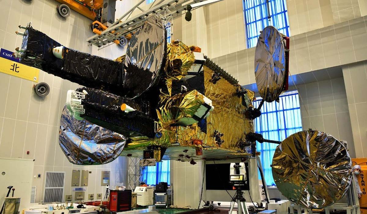 Запуск спутника Satria-1 с помощью ракеты-носителя SpaceX Falcon 9 Block 5