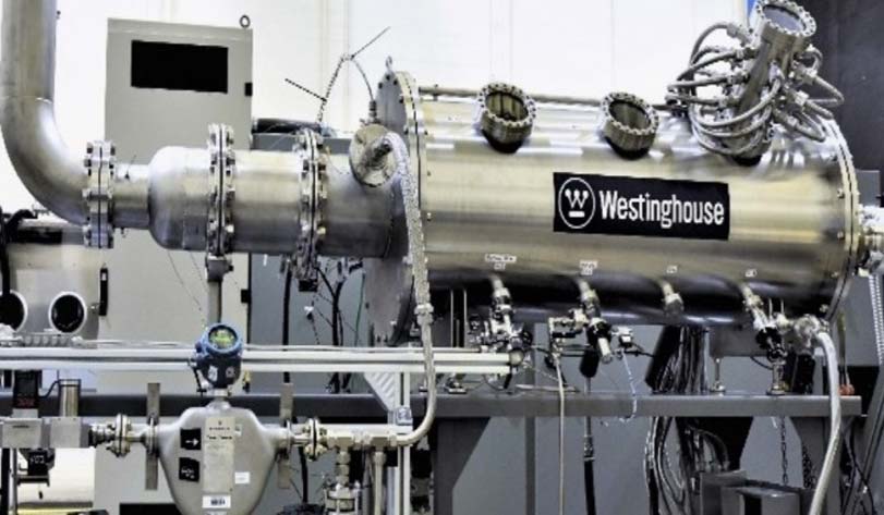 Работы с солнечными панелями и мини-ядерные реакторы могут обеспечить энергией будущую лунную базу NASA.