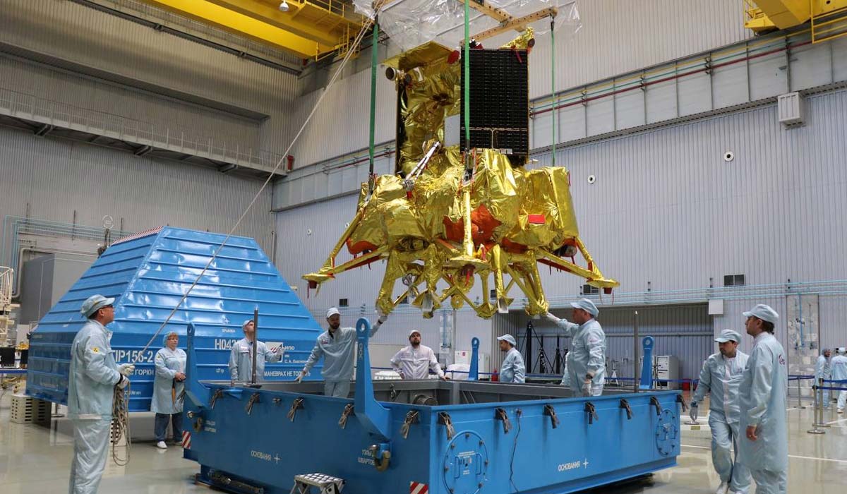 «Луну-25» доставили на Восточный