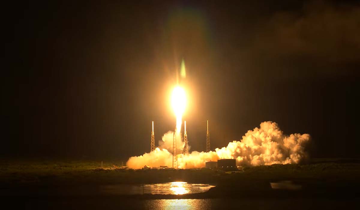 Запуск ракеты Falcon 9 Block 5 с группой спутников Starlink Group 6-7 — 28 июля 2023 года