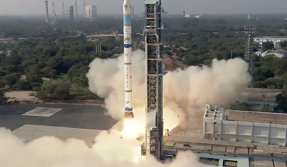 Старт индийской ракеты SSLV