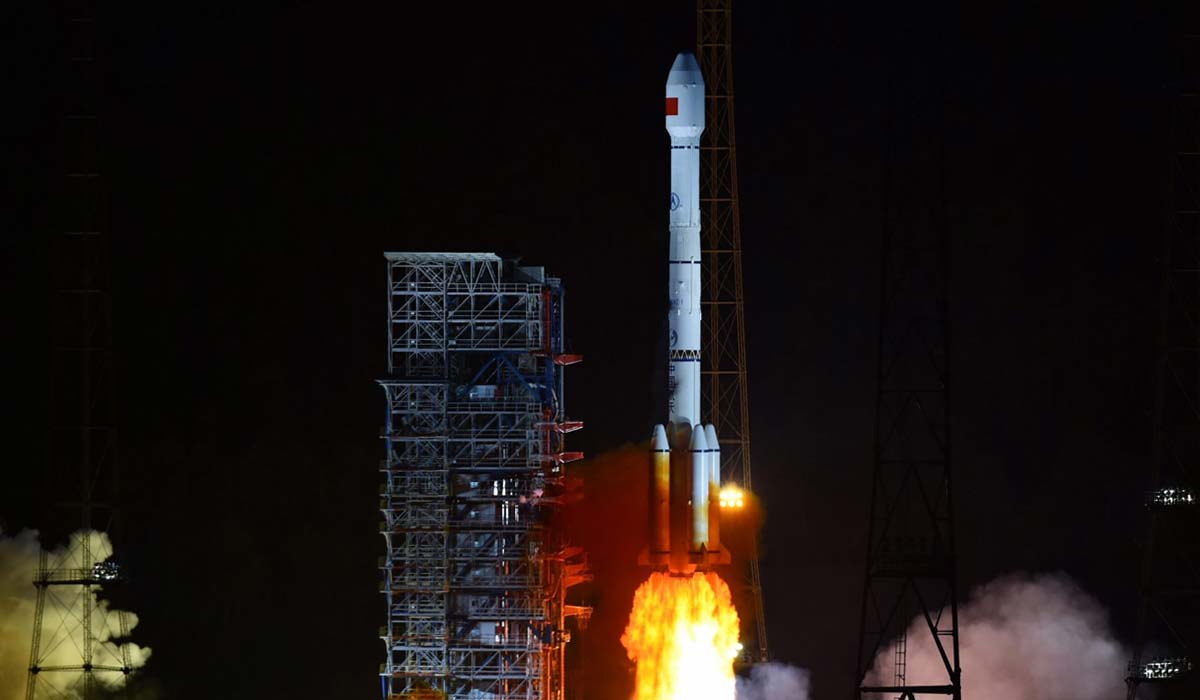 Запуск ракеты Long March 3B
