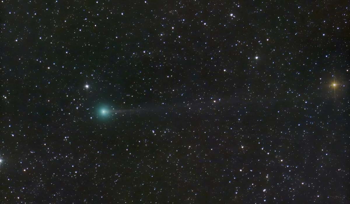 Недавно обнаруженная комета Nishimura будет видна в ночном небе в эти выходные