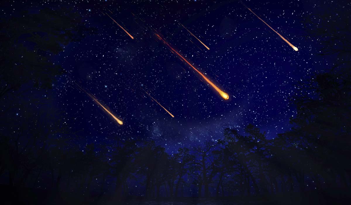 Метеоритный дождь Тауриды 2023: как увидеть ярко-оранжевые огненные шары