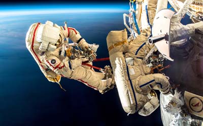 Російські космонавти планують 12 травня попрацювати за бортом МКС
