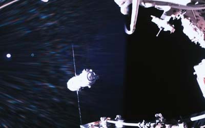 Китайський пілотований космічний корабель «Шеньчжоу-16» зістикувався з космічною станцією «Тяньгун»