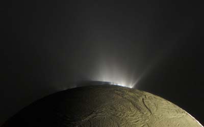 Фосфор, редкий строительный материал для жизни, найден на Энцелада