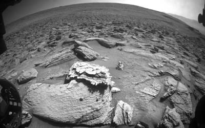 Солы 3892-3893. Curiosity у Львиной гривы