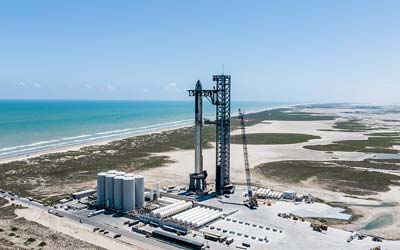 Величезна ракета Starship від SpaceX готова до другого випробувального польоту