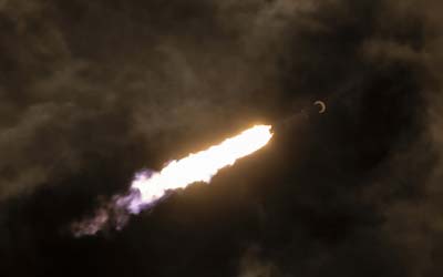 Запуск ракети Falcon 9 Block 5 з групою супутників Starlink Group 6-16