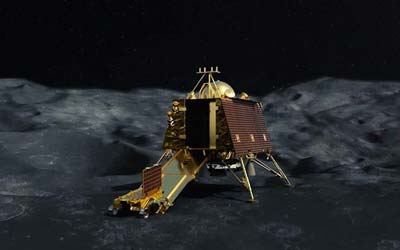 В Индии говорят, что постараются восстановить связь с аппаратами на Луне еще две недели