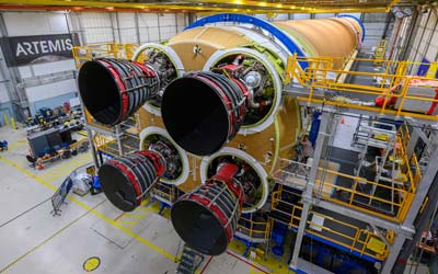 Ракета SLS для миссии Artemis
