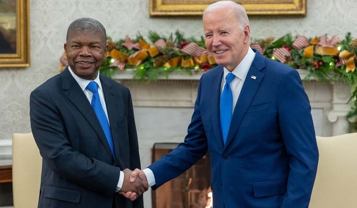 Ангола подписывает Соглашения Артемиды