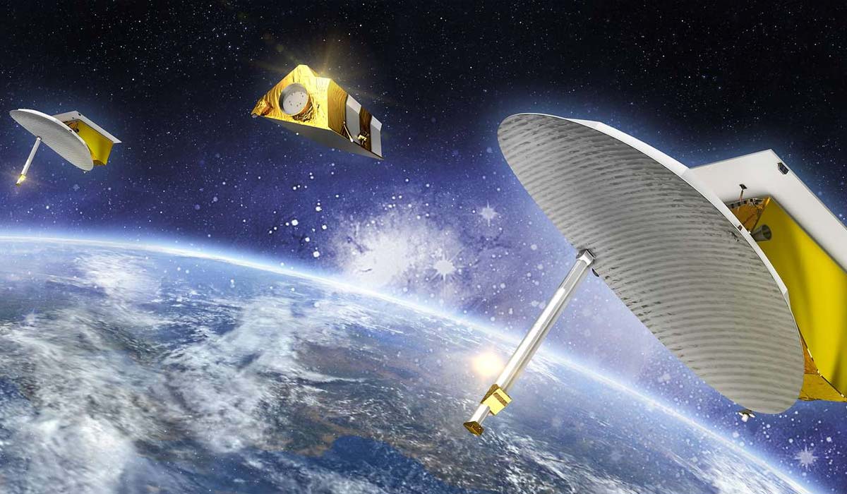 Спутники SARah 2 и SARah 3 созданы Airbus для немецких военных