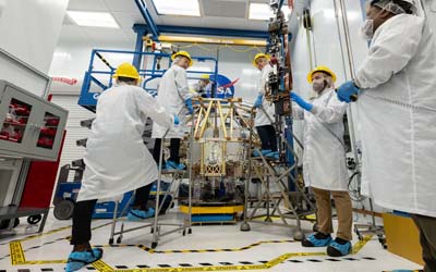 На борт лунохода VIPER установлен последний научный инструмент