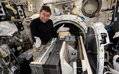 Передовые исследования и текущие работы по подготовке к выходу в открытый космос