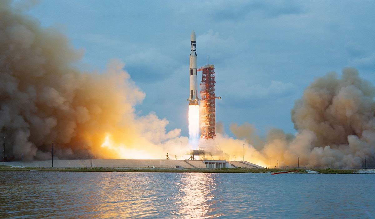Запуск ракеты Saturn V со станцией Skylab