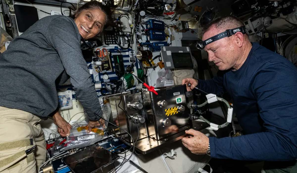 Астронавты испытательного экипажа вносят свой вклад в науку и исследования на МКС