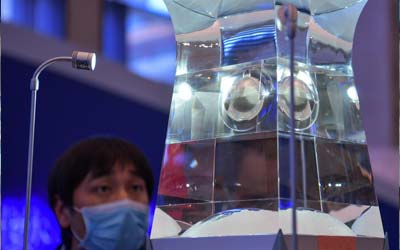 Китайские ученые обнаружили в образцах лунного грунта минерал, молекулярная структура которого обогащена водой