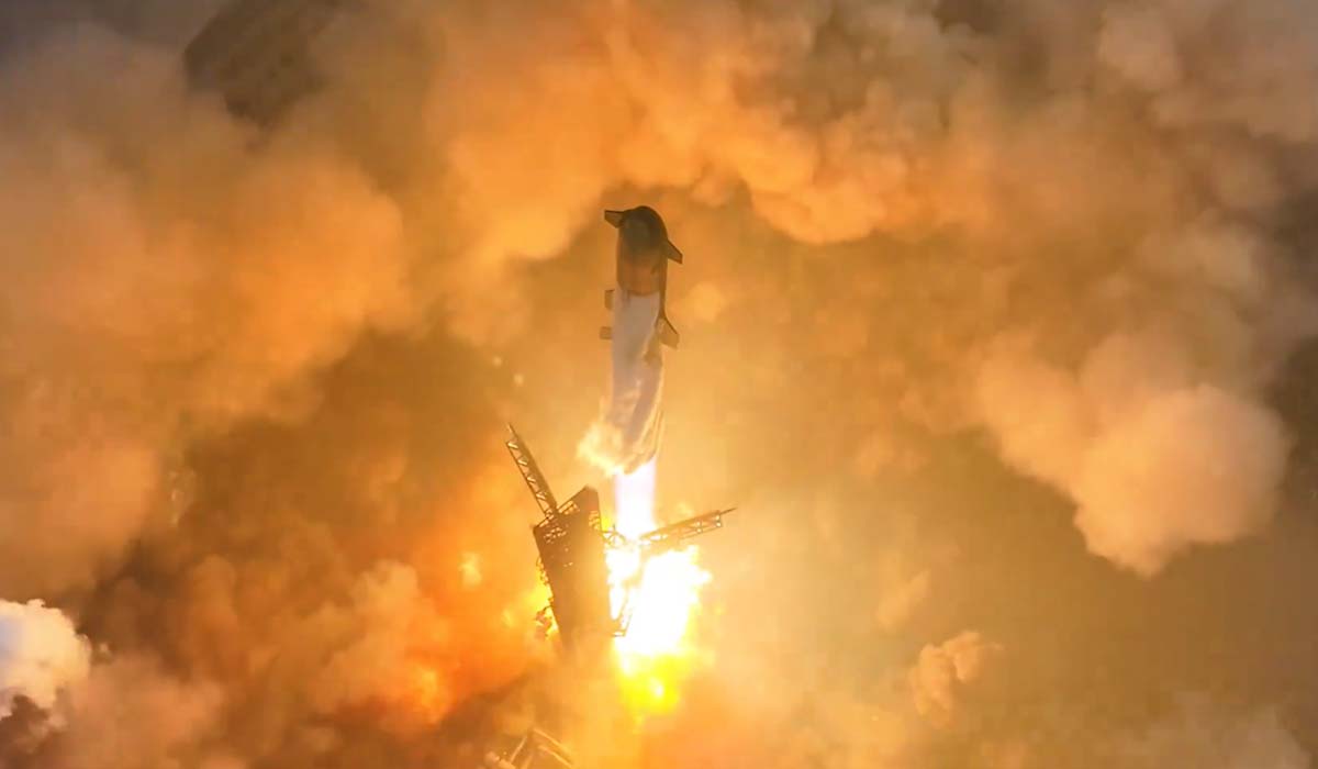 SpaceX планирует посадку и возвращение ракеты Starship у побережья Австралии