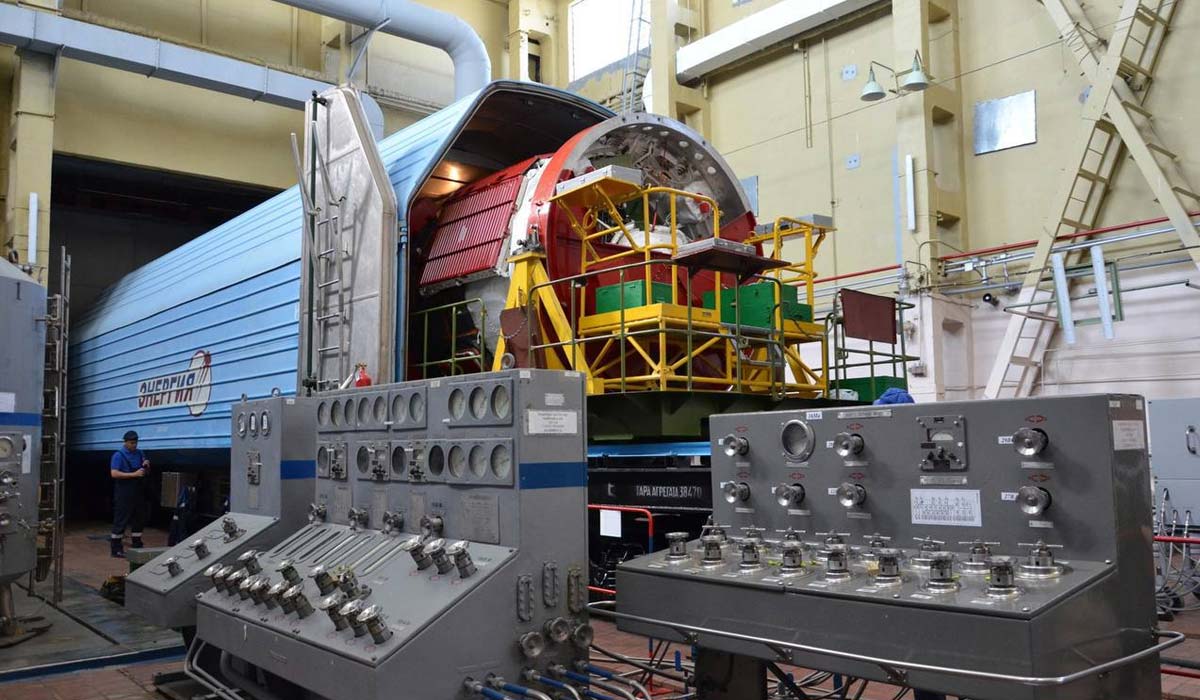 Заправка топливом космического корабля Прогресс МС-28