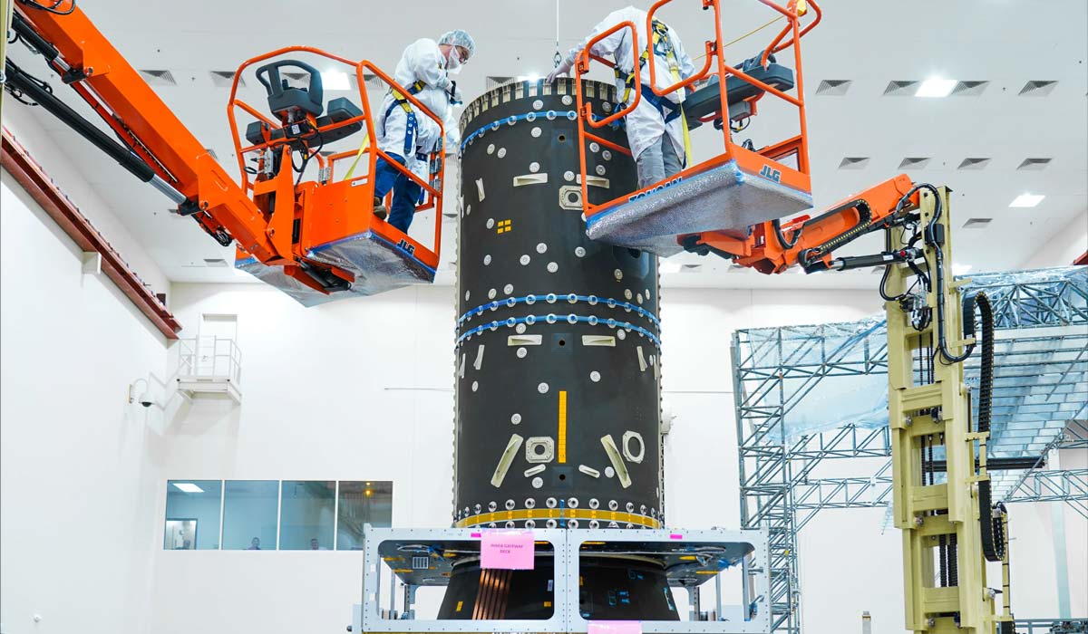 Продолжается сборка ключевого силового элемента Gateway