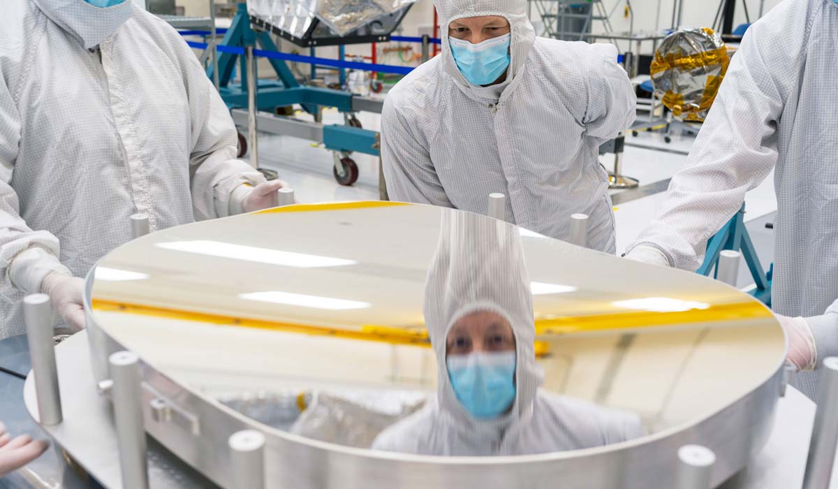 Работы по созданию космического аппарата NASA для поиска астероидов нового поколения продолжаются