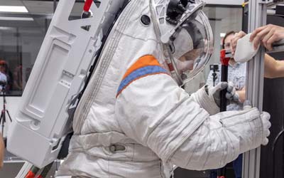 Nokia оборудует скафандры Axiom Space высокоскоростной беспроводной связью