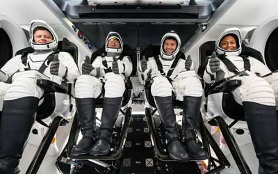 Отстыковка Crew Dragon с экипажем Crew-8 от МКС перенесена на 13 октября