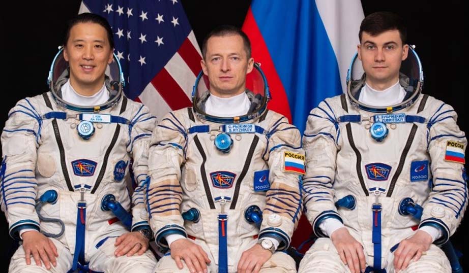 Экипаж Союз МС-27