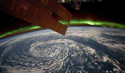 Висоту орбіти МКС підняли перед прибуттям «Союзу МС-27»