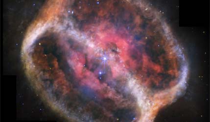NGC 1514: телескоп Джеймса Уэбба показал детали умирающей звезды