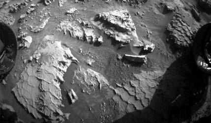 Марсоход Curiosity исследует необычные структуры на Марсе