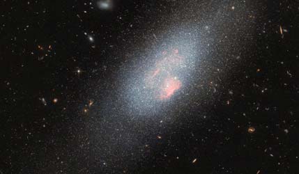 Карликовая галактика Маркарян 178 — колыбель массивных звёзд