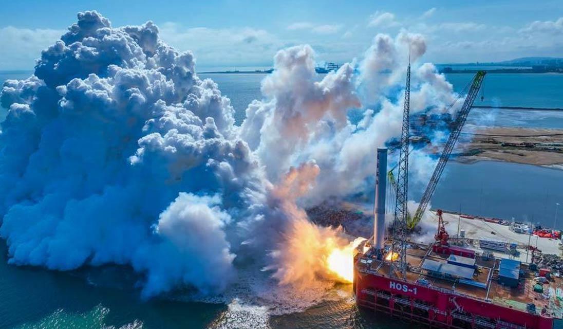 Китай запускает первую морскую платформу для многоразовых ракет: старт в феврале 2026