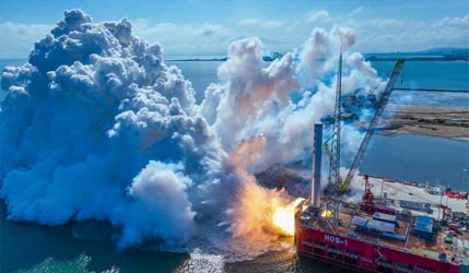 Китай запускает первую морскую платформу для многоразовых ракет: старт в феврале 2026