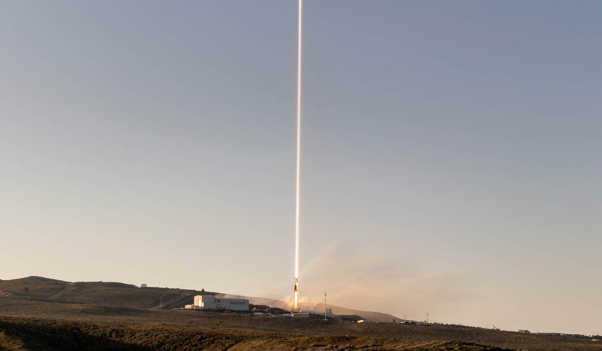 SpaceX приостанавливает запуски Falcon 9 после аномалии верхней ступени