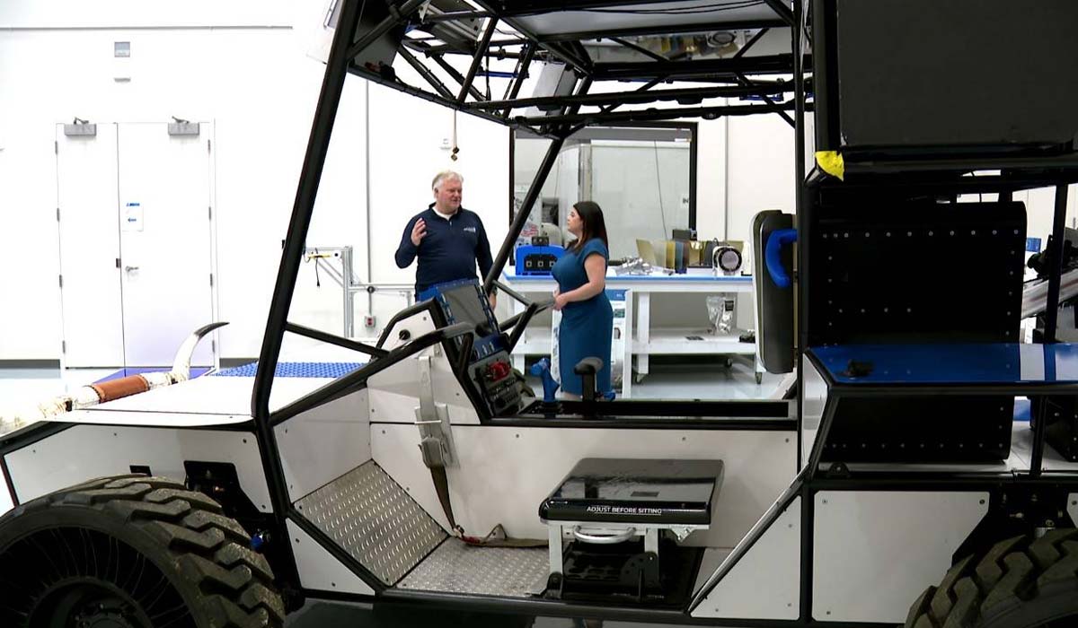 Місячний позашляховик Intuitive Machines прагне стати лідером у транспортній гонці