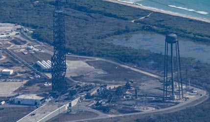 Наслідки вибуху ракети New Glenn (NG-4) на стартовому майданчику LC-36